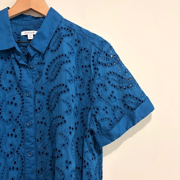 Chicos Short Sleeve Paisley Eyelet Button Down Top - Picture 5 of 13